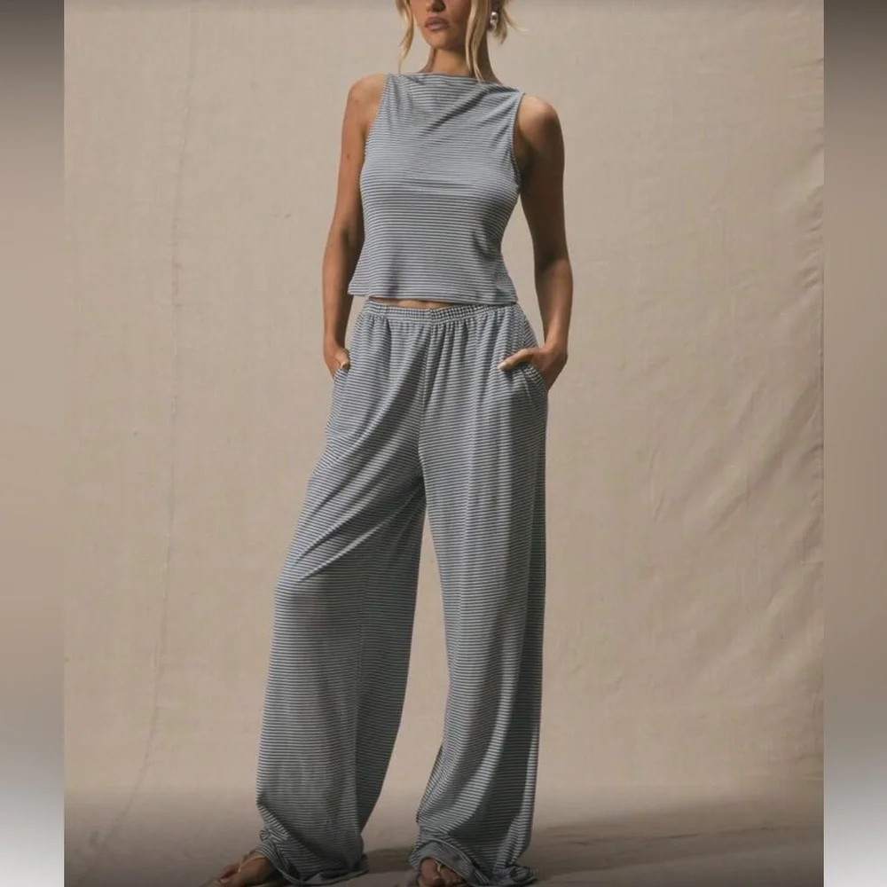 Striped Wide-Leg Lounge Pants - Gray & White - Picture 2 of 5